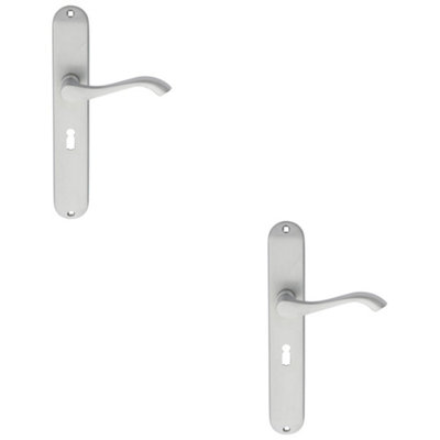 Loops 2 PackSlim Modern Scroll Latch & Lock Door HandleSatin Chrome Lever On Backplate from B&Q