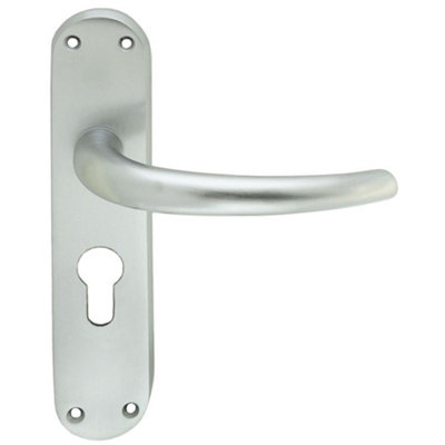 Loops Rounded Sleek Latch & Euro Lock Door HandleSatin Chrome Lever On Backplate from B&Q