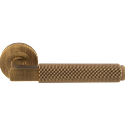 Loops Premium Knurled Door Handle SetAntique Brass Angled Lever On Round Rose