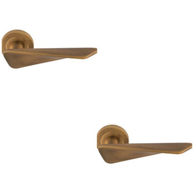 Loops 2 PackPremium Angle Twist Door Handle SetAntique Brass Designer Lever On Round Rose