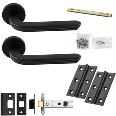 Loops Door Handle & Latch PackMatt BlackArt Deco Reeded Lever On Round Rose from B&Q
