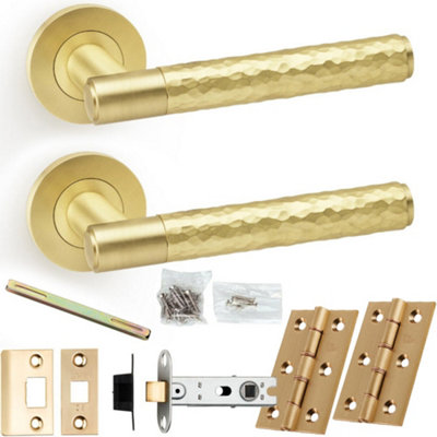 Loops Door Handle & Latch PackSatin BrassModern Hammered Lever On Round Rose from B&Q