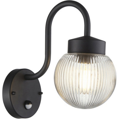 Loops Outdoor Textured Black Wall LightClear Ribbed Glass ShadeNon-Dimmable 10W Led E27 from B&Q