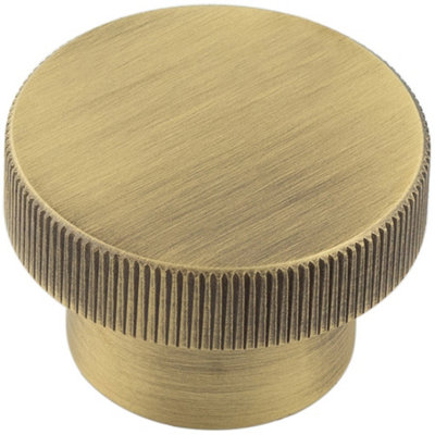 Loops 40mm Antique Brass Cupboard Knob With Elegant Knurling DesignKitchen Cabinet Knob
