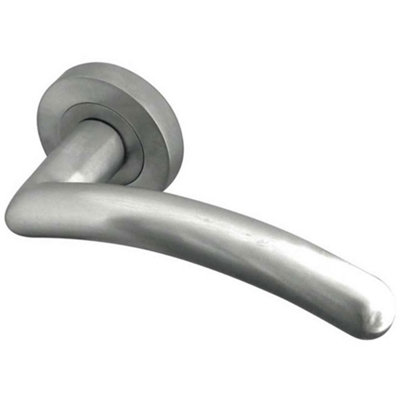 Loops Satin Chrome Door Handle For Stylish InteriorsInterior Handle from B&Q