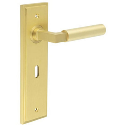 B&Q -  Elegant Satin Brass Door Handle Lock Backplate For Modern HomesSolid Brass Interior Lever