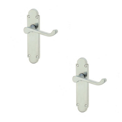 Loops 2 Pack Contemporary Satin Chrome Suite Door Handle For Interior DoorsInterior Lever On Backplate from B&Q