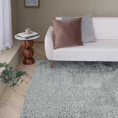 Furniturebox Uk Selby Silver Grey Shaggy Rug 160X230 from B&Q