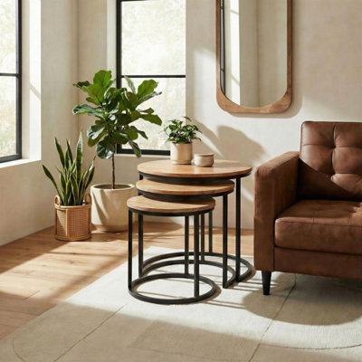 B&Q -  Andes Set Of 3 Nesting Coffee TablesRound Light Oak WoodRound Coffee TableCoffee Table Set