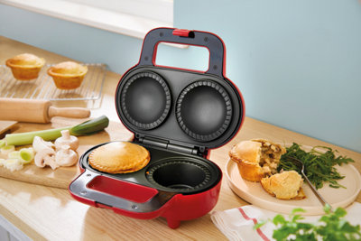 Basilico 1200W Deep Fill Pie Maker With Non-Stick Plates & Cutter  Makes 11Cm Sweet Or Savoury Pies In 15 Minutes from B&Q