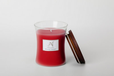 Aroma Naturals Candle 320G Black Cherry Shea Butter Wax 50H Burn Time