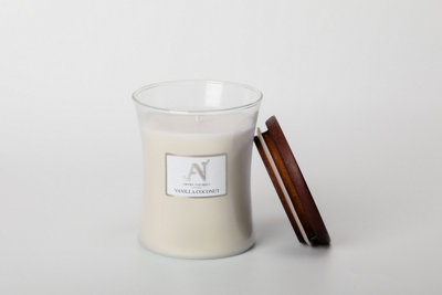 Aroma Naturals Candle 320G Vanilla Coconut Shea Butter Wax 50H Burn Time