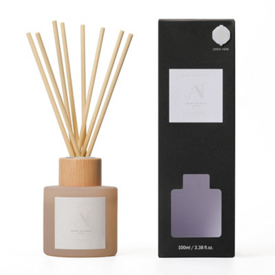 Aroma Naturals Frosted Decadence Reed Diffuser AmberJasmineCedarwood Scent from B&Q