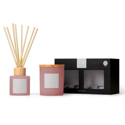 Aroma Naturals Frosted Decadence Candle & Diffuser Gift Set -Pink Cherry & Vanilla