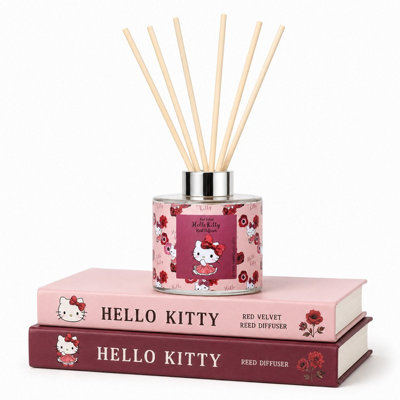 Hello Kitty Red Velvet Reed Diffuser 100ml – Sweet Bakery Scented Home Fragrance Gift - Image 3