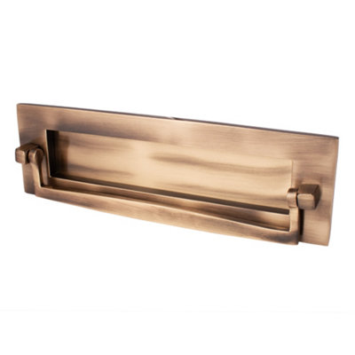 Dart Plain Postal Knocker Letter Plate (12 X 4 Inch)Antique Brass from B&Q