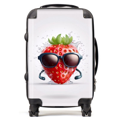 B&Q -  Strawberry In Glasses SuitcaseCabin