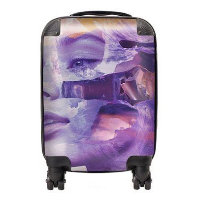 Warren Reed Designer Calista Vale: 00022 SuitcaseMini Cabin from B&Q