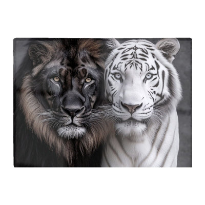 Warren Reed Designer Yin And Yang Of Nature Chopping Board