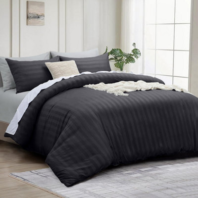 Bedlooms Black Stripe Duvet Cover Complete Bedding SetBreathable & Anti-Allergic MicrofiberSingle 135X200Cm from B&Q