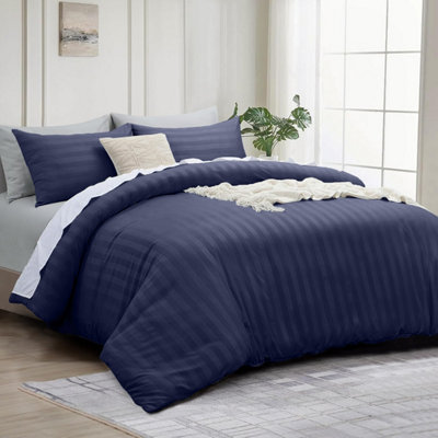 Bedlooms Navy Stripe Duvet Cover Complete Bedding SetBreathable & Anti-Allergic MicrofiberSingle 135X200Cm from B&Q
