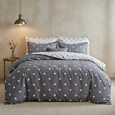 Bedlooms Grey & White Dotted Printed Duvet Cover SetReversible & Hypoallergenic Bedding PackSuper King 260X220Cm from B&Q