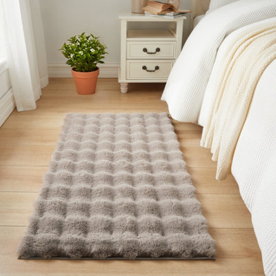 Bedlooms Mocha Bubble Shaggy Rug 80X150CmFluffy Thick Pile Area RugNon-Slip Backing Hallways Living Room Runner Rug from B&Q