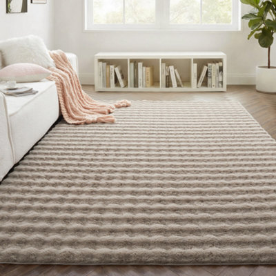 Bedlooms Mocha Bubble Shaggy Rug 200X290CmFluffy Thick Pile Area RugNon-Slip Backing Bedroom Lounge Living Room Rug from B&Q