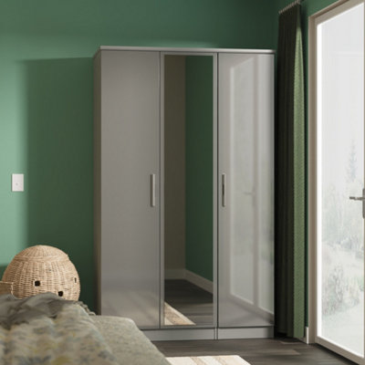 Welcome Furniture Triple Wardrobe - Extra Large - Grey - Metal - Image 3
