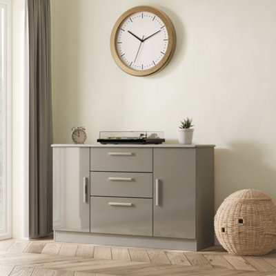 Ready Assembled U Unisex Dark Grey Windsor Door 3 Drawer Sideboard (Ready Assembled) In Size 2 - Image 3