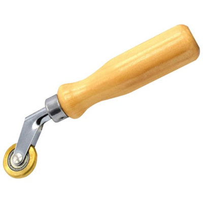 Cromar Leadax Penny RollerRoofing Penny RollerWallpaperFlooringCorner Detail Seam Roller Precision Tool For Moulding from B&Q
