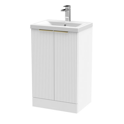 Balterley 500mm Satin White Fluted 2-Door Floor Standing Vanity Unit With Basin & Brushed Brass Handles from B&Q