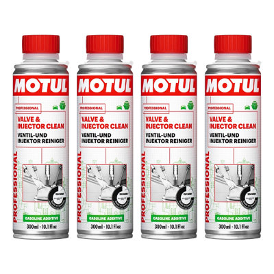 Motul Fuel System Cleaner Petrol Engine Additive Injector Clean 4X300Ml from B&Q