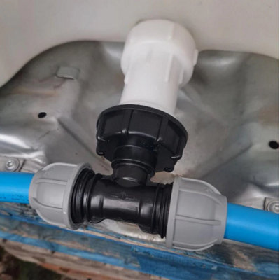AP Supplies Ibc Extender With 2 S60X6 Cap With 20mm Mdpe Tee from B&Q