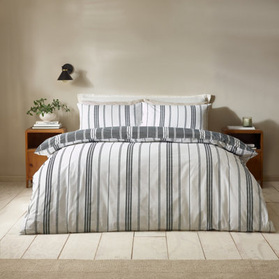 Catherine Lansfield Unisex Black Harbour Stripe Duvet Cover Set In | Size: Super King - Image 13