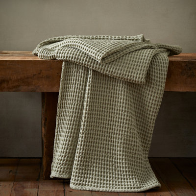 Pineapple Elephant Unisex Sage Green Jaipur Chunky Waffle Cotton Throw - Image 7
