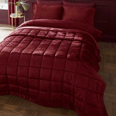 B&Q -  Kingsley Matt Velvet Quilted 220X220Cm Bedspread Burgundy