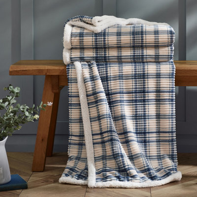 B&Q -  Cosy Ribbed Check 130X170Cm Blanket Throw Blue