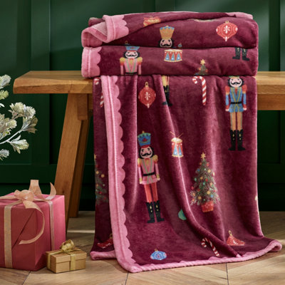 Catherine Lansfield Christmas Nutcracker Cosy 130x170cm Blanket Throw Plum | Fleece - Image 8