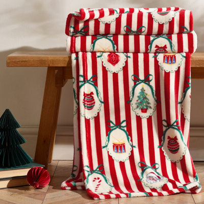 Shop Christmas throws & blankets.