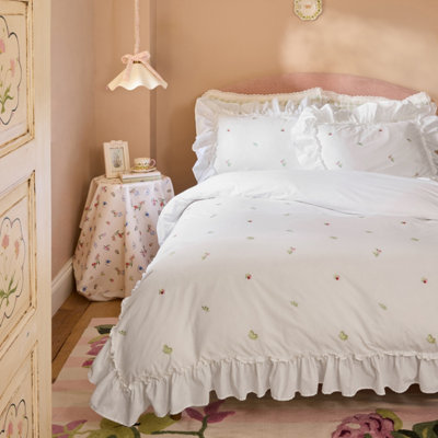Cath Kidston Unisex White Tiny Floral Embroidered Frill 100% Cotton Duvet Cover Set In | Size: Double - Image 7