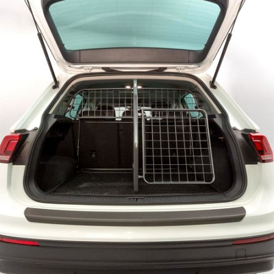 B&Q -  Dog Car Barrier For Mercedes Eqc 2019-2023