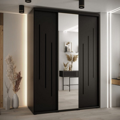 Arte Oak Artisan Cannes Ix Sliding Door Wardrobe 180CmPractical Family Organisation from B&Q