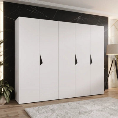 Arte Sandi I Hinged Door Wardrobe 250CmWhite Five-Door Wardrobe With Hanging Rails And Shelves from B&Q