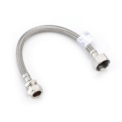 Home Range Wras 15mm X 3/4" X 30Cm Flexible Tap Connector from B&Q