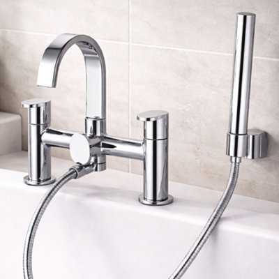Home Range Osmore Bath & Shower Mixer Tap ChromeModern Dual ControlIncludes Handset And HoseDurable Brass from B&Q