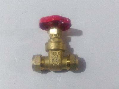 Home Range Westco 22mm Compression Brass Bs Gate Valve from B&Q
