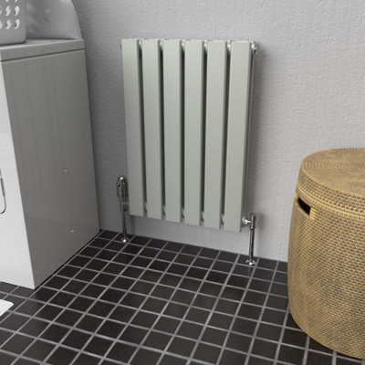 B&Q -  Flat Horizontal Coloured RadiatorDove Grey600mm X 420mm (Double)