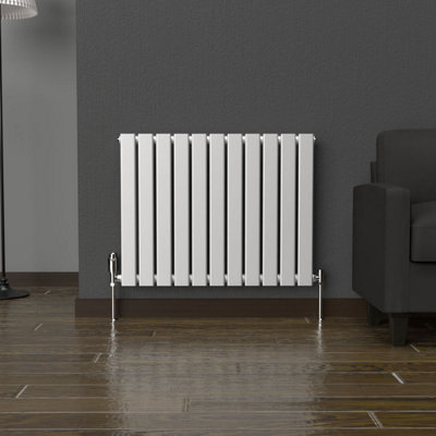 B&Q -  Flat Horizontal Coloured Radiator Metallic Silver 600mm X 770mm (Single)