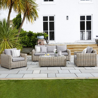 Wyld Haus Sorrento Grey Wicker Outdoor Five Seater Set from B&Q